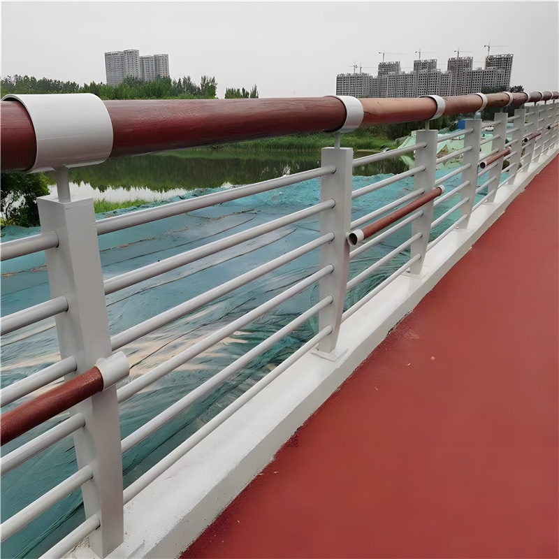 防撞护栏高价成交不畅